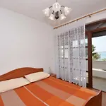 Apartments Beach ヴーシ
