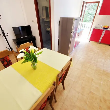Appartamento Apartments Beach Vrsi