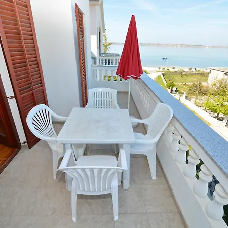 Appartamento Apartments Beach Vrsi
