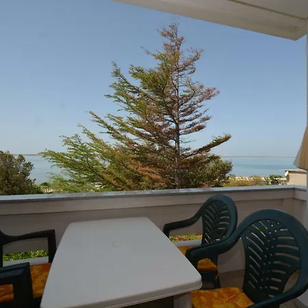 Appartamento Apartments Beach Vrsi