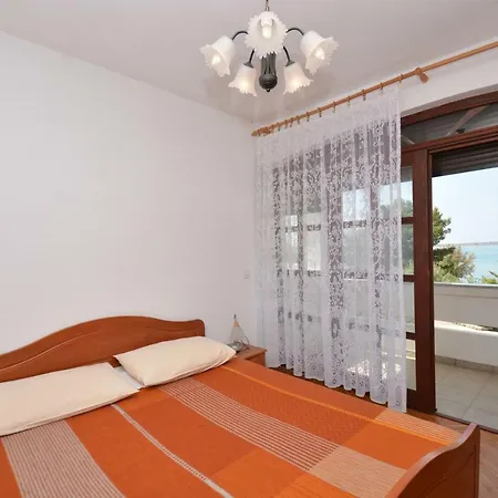Apartments Beach 沃希