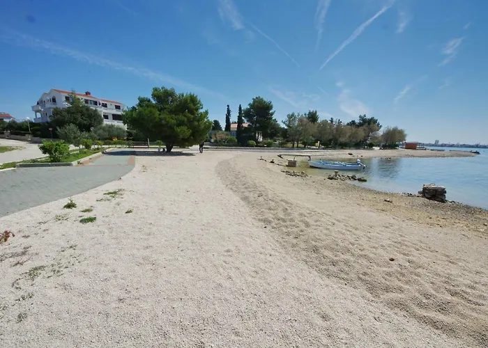 Apartments Beach Врси