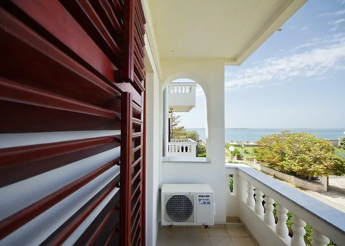 Apartamento Apartments Beach *