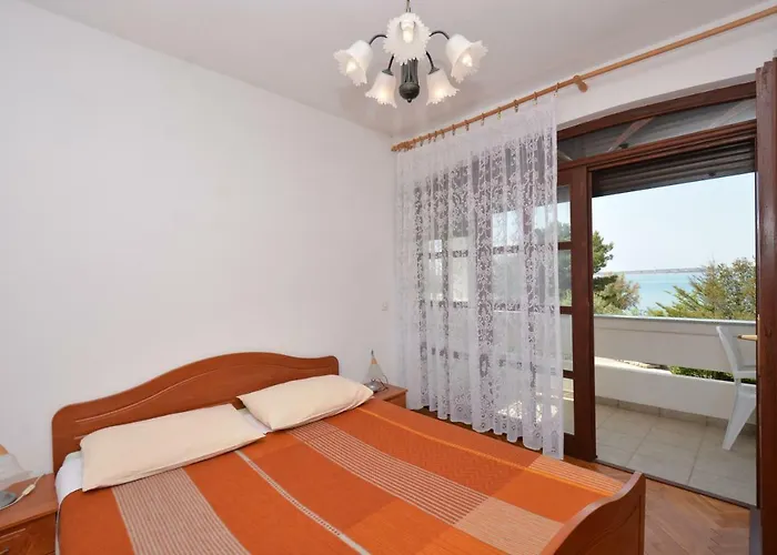 Apartments Beach Врси