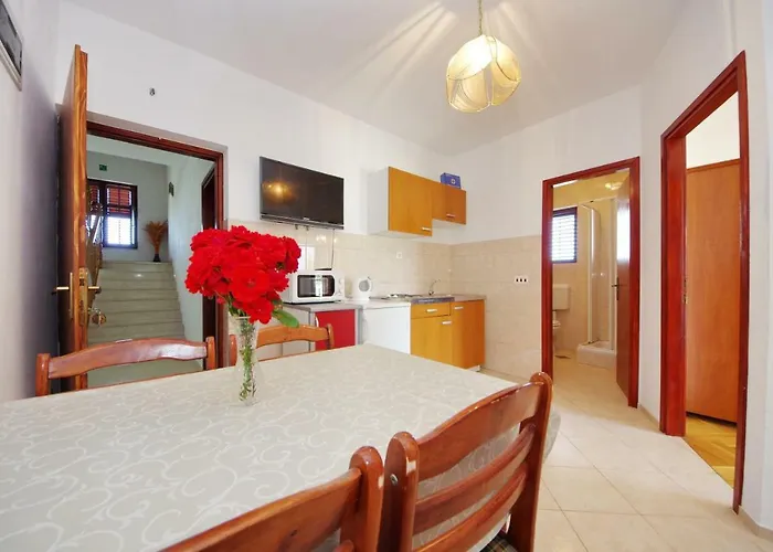 Apartments Beach Апартаменты Врси